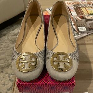 Tory Burch Reva Ballet Flats - Grey/Gold, Size 11